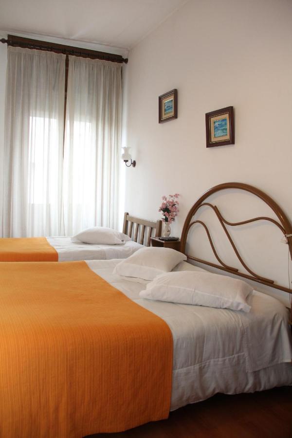 Monte Sinai Guest House Porto Room photo